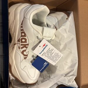 kangaROOS White and Tan Sneakers